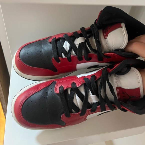 Air jordan 1 mid - Picture 2 of 4